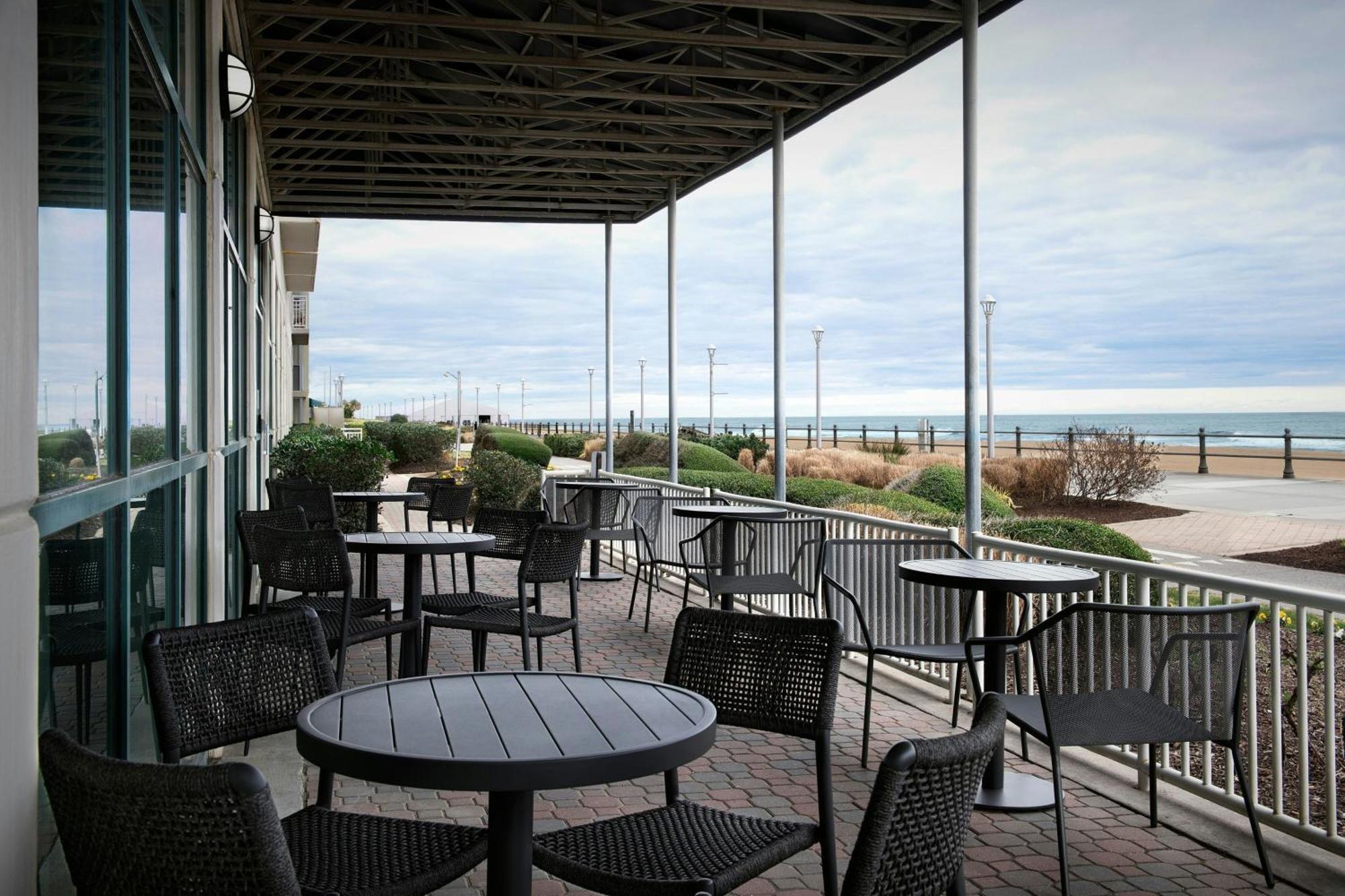 Courtyard Virginia Beach Oceanfront/South Exteriör bild